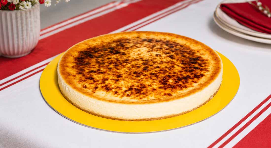 mesa con tarta